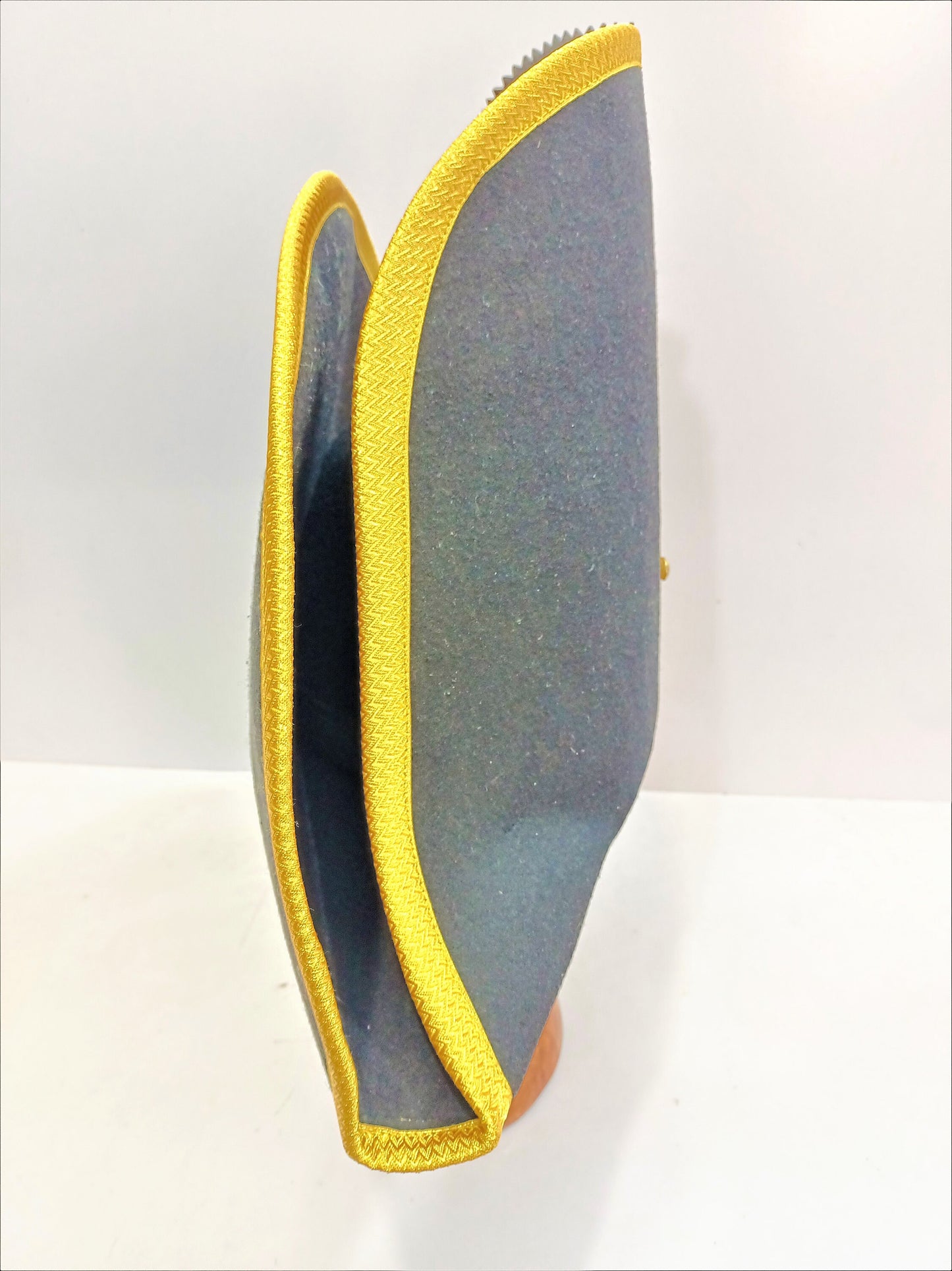 Bicron hat ''The Fortune of War''