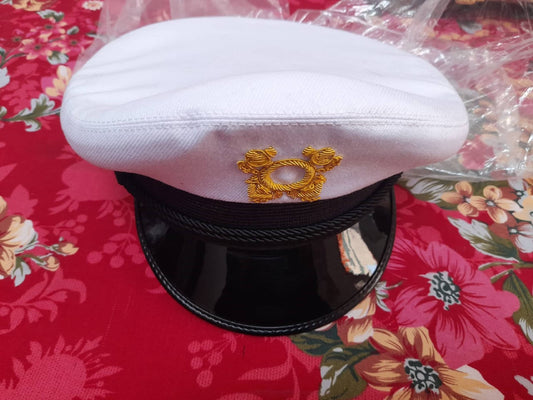 White Captain's Hat: Yachting Skipper Costume