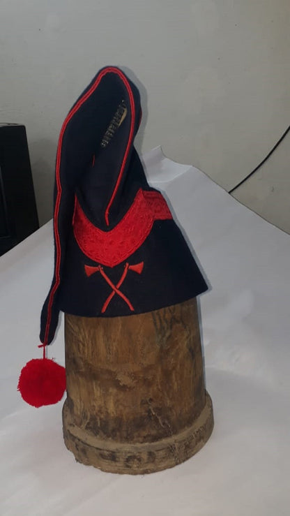 Forage cap for officer with one rank of braid and embroidered insignia